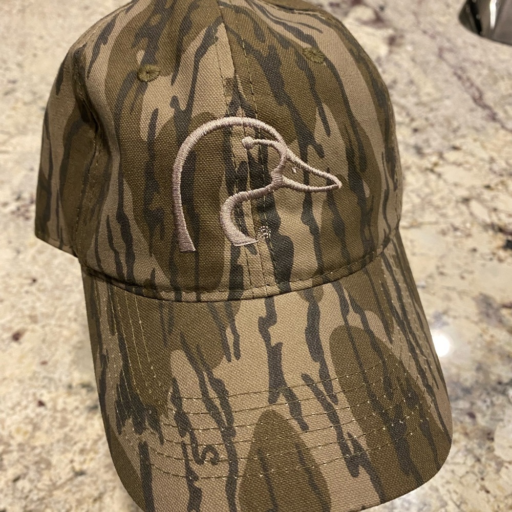 Ducks Unlimited camouflage cap